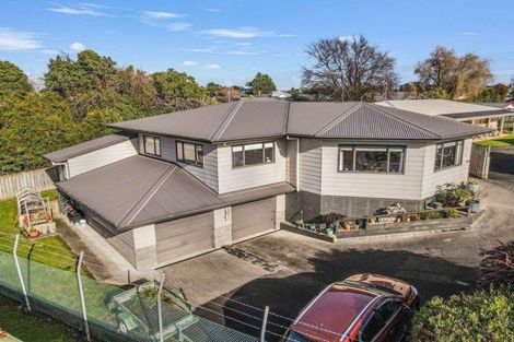 Photo of property in 3 Russell Street, Marton, 4710