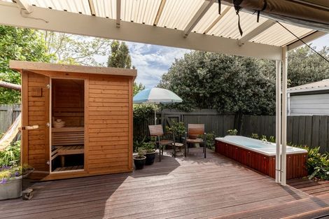 Photo of property in 8 Kaimai Place, Hairini, Tauranga, 3112