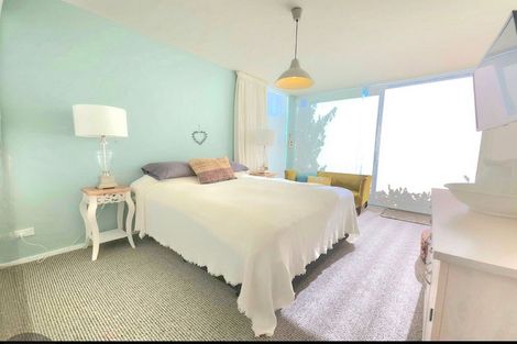 Photo of property in 33 Stoke Street, Sumner, Christchurch, 8081