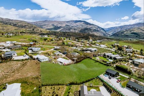 Photo of property in 49 Hall Road, Bannockburn, Cromwell, 9384