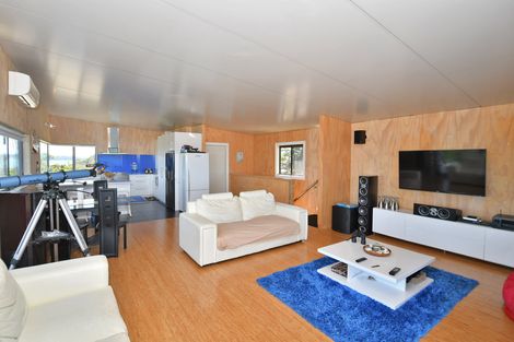 Photo of property in 11 Elizabeth Point Road, Kawau Island, 0920