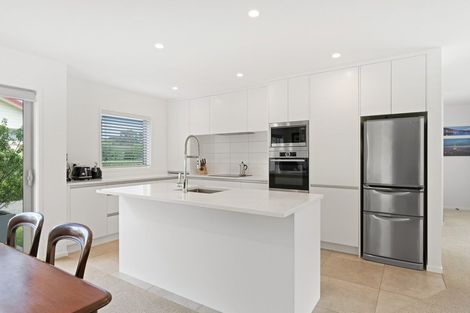 Photo of property in 12 Park Avenue, Mangawhai Heads, Mangawhai, 0505