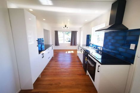 Photo of property in 33 Stockdale Street, Wainuiomata, Lower Hutt, 5014