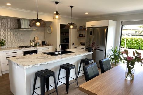 Photo of property in 5 Fairbairn Road, Rolleston, 7614