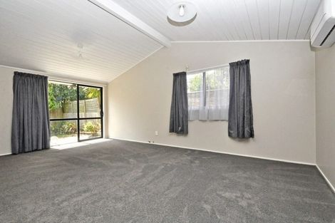 Photo of property in 23b Boundary Road, Blockhouse Bay, Auckland, 0600