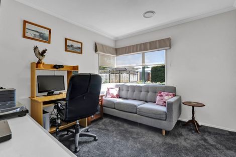 Photo of property in 20a Virginia Place, Whalers Gate, New Plymouth, 4310