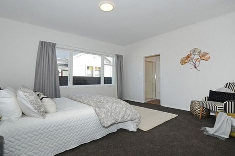 Photo of property in 65 Hutt Road, Petone, Lower Hutt, 5012