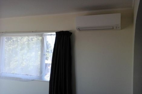 Photo of property in 14 Harmel Road, Glendene, Auckland, 0602