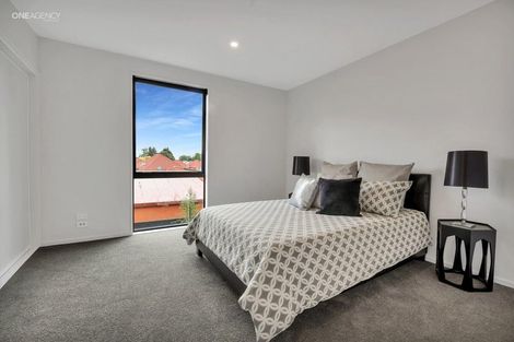 Photo of property in 11/27 New Brighton Road, Shirley, Christchurch, 8061