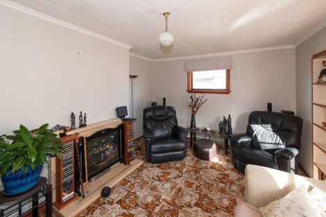 Photo of property in 42 Athol Terrace, Upper Riccarton, Christchurch, 8041