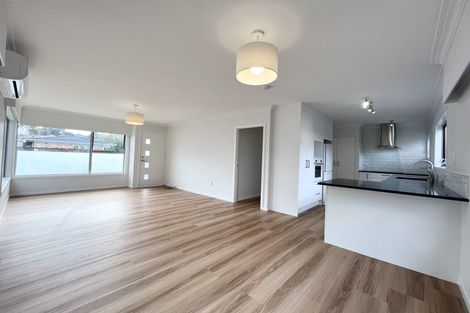 Photo of property in 1/17 Thornton Road, Milford, Auckland, 0620