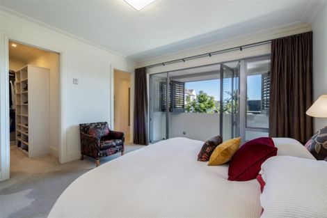 Photo of property in 2/70 Kitchener Road, Milford, Auckland, 0620