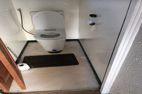 Photo of property in 62 Woodglen Road, Glen Eden, Auckland, 0602