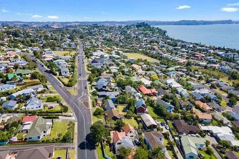 Photo of property in 52 Brightside Road, Stanmore Bay, Whangaparaoa, 0932