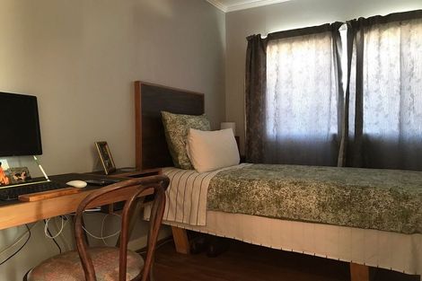 Photo of property in 2 Turenne Street, Inner Kaiti, Gisborne, 4010