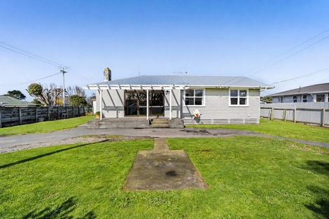 Photo of property in 60 Kapuni Street, Manaia, 4612