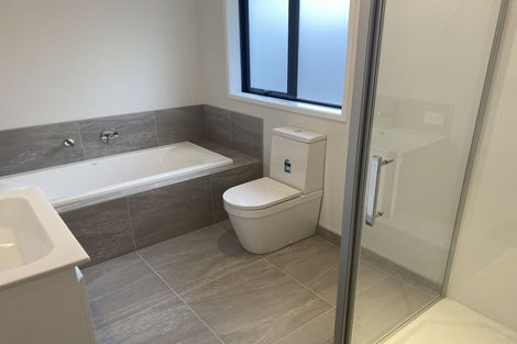Photo of property in 26a Eskdale Road, Birkdale, Auckland, 0626