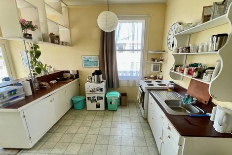 Photo of property in 7 Queens Parade, Devonport, Auckland, 0624