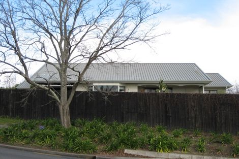 Photo of property in 6 Tauroa Road, Havelock North, 4130