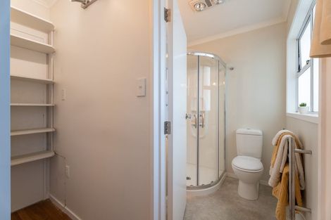 Photo of property in 34 Oriel Avenue, Tawa, Wellington, 5028