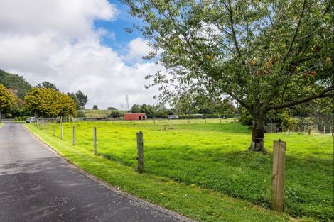 Photo of property in 42 Ridgewood Drive, Ridgewood, New Plymouth, 4371