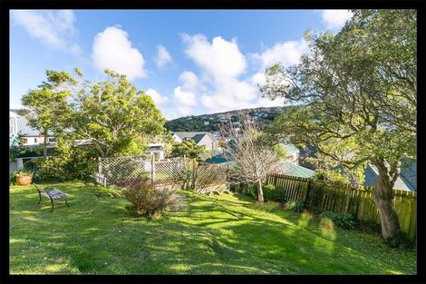 Photo of property in 2/27 Abbott Street, Ngaio, Wellington, 6035