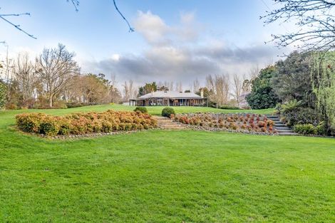 Photo of property in 274 Polson Hill Drive, Aokautere, Palmerston North, 4471