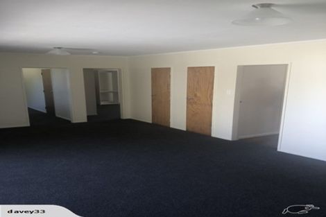 Photo of property in 89b Stewart Drive, Newlands, Wellington, 6037