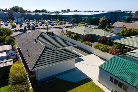 Photo of property in 82 Main North Road, Papanui, Christchurch, 8052