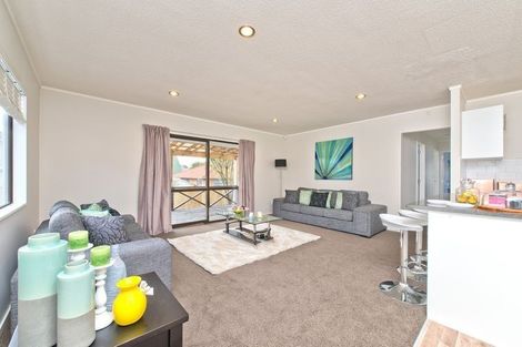 Photo of property in 3/4 Coxhead Road, Manurewa, Auckland, 2102