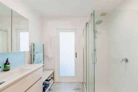 Photo of property in 48 Margaret Road, Raumati Beach, Paraparaumu, 5032