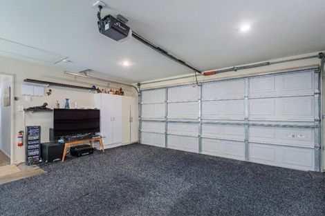 Photo of property in 8 Oribi Place, Whitianga, 3510