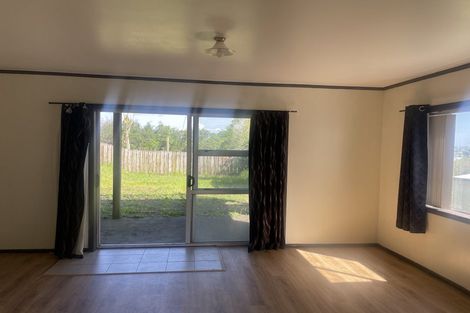 Photo of property in 24 Spencer Road, Pinehill, Auckland, 0632