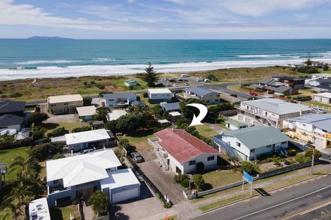 Photo of property in 207 Seaforth Road, Waihi Beach, 3611