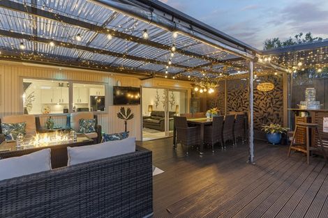 Photo of property in 21 Fratley Avenue, Farm Cove, Auckland, 2012