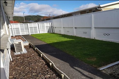 Photo of property in 17 Joseph Grove, Elderslea, Upper Hutt, 5018