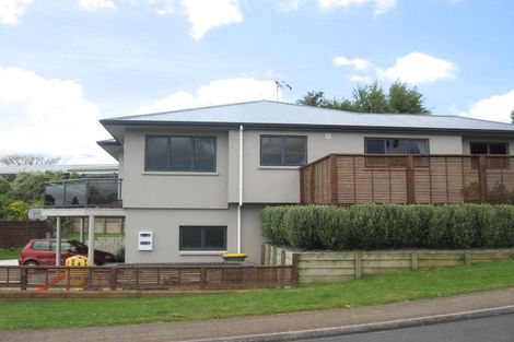 Photo of property in 2 Knox Place, Leamington, Cambridge, 3432