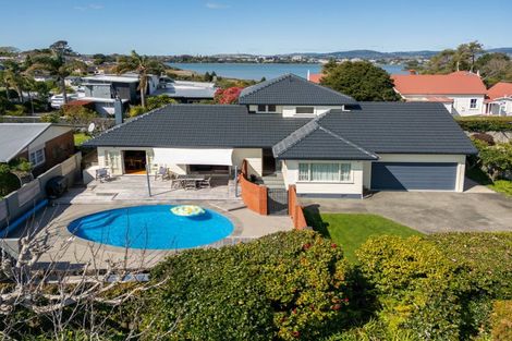 Photo of property in 13 Hillcrest Road, Otumoetai, Tauranga, 3110