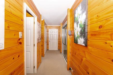 Photo of property in 24 Ruahine Street, Dannevirke, 4930