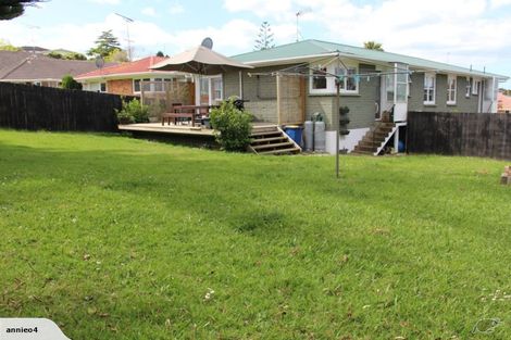Photo of property in 1/4 Margaret Place, Milford, Auckland, 0620