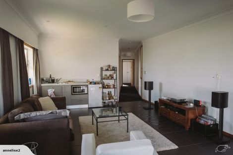 Photo of property in 1/33-35 Teal Crescent, Beach Haven, Auckland, 0626