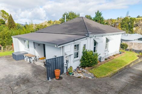Photo of property in 23 Golf Road, Taumarunui, 3920