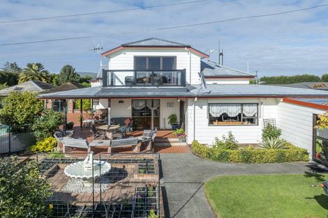 Photo of property in 74 Longlands Road, Longlands, Hastings, 4172