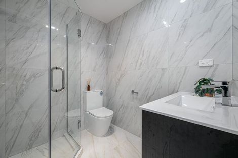 Photo of property in 5/29 Tudor Road, Henderson, Auckland, 0610