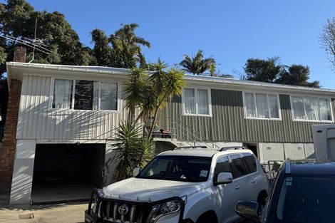 Photo of property in 17 Dundale Avenue, Blockhouse Bay, Auckland, 0600