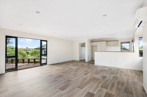 Photo of property in 8a Stembridge Avenue, Pukekohe, 2120