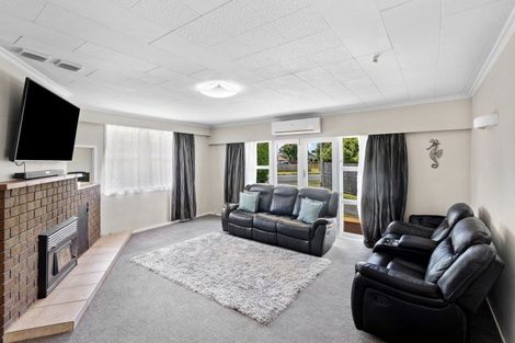 Photo of property in 19 Cureton Street, Morrinsville, 3300