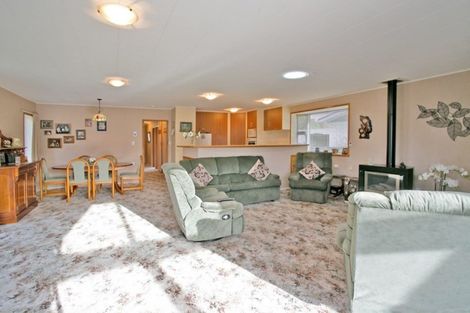 Photo of property in 107 Gladstone Terrace, Gladstone, Invercargill, 9810