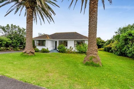 Photo of property in 80 Gisborne Terrace, Opunake, 4616