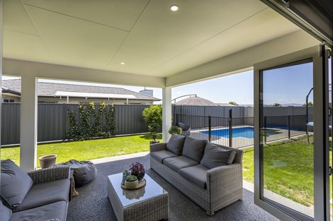 Photo of property in 34 Pelorus Avenue, Poraiti, Napier, 4112